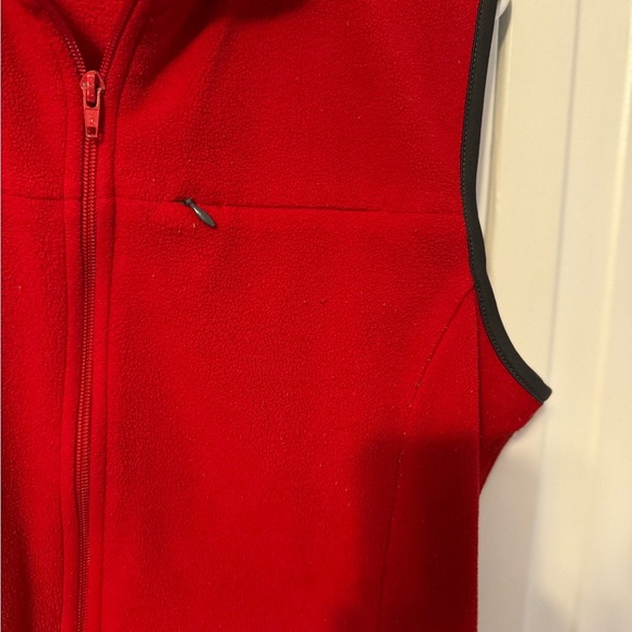 Red versatile zip up‎ fleece vest. Perfect for all seasons. Like new. - Picture 9 of 11